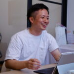 インタビュー中の藤田様