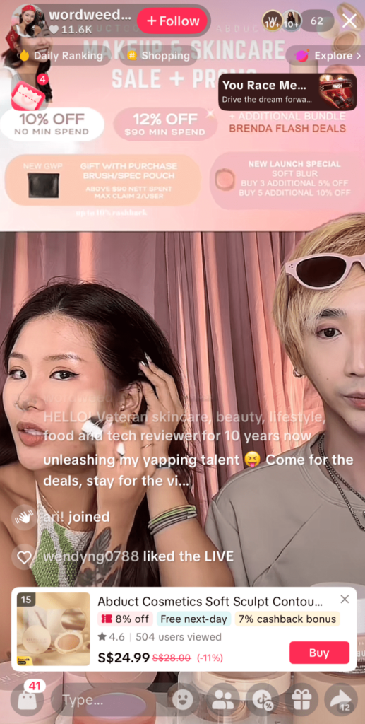 wordweedのTikTokライブの様子